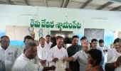 సీఎం సహాయ నిధి చెక్కుల పంపిణీ