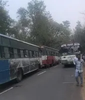 మేడారం.. ట్రాఫిక్ నరకం