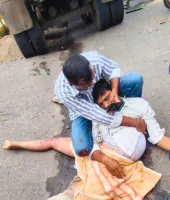 లారీ బీభత్సం.. ఆర్టీవో మృతి 