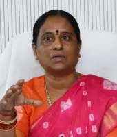 హైకమాండ్ ను బ్లాక్‌మెయిల్‌ చేశారు