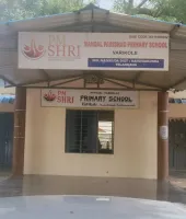 తల్లిదండ్రుల ముందే ఉపాధ్యాయుల రగడ!