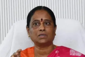 హైకమాండ్ ను బ్లాక్‌మెయిల్‌ చేశారు