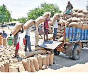 వడ్ల డబ్బుల కోసం రైతుల ఎదురుచూపులు