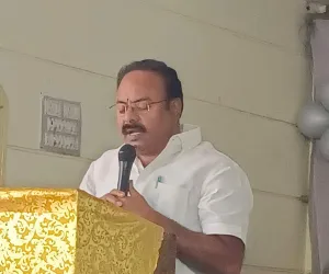 సోషల్‌ మీడియా మాట నమ్మి మందులు వాడొద్దు